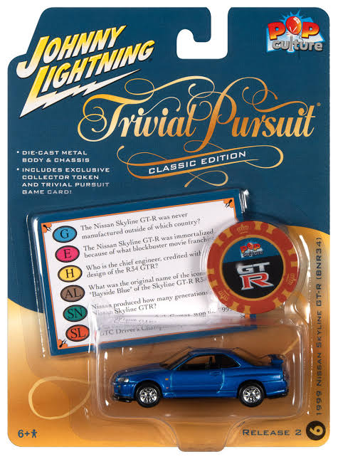 JOHNNY LIGHTNING TRIVIAL PURSUIT NISSAN SKYLINE GT-R W/POKER CHIP 1:64