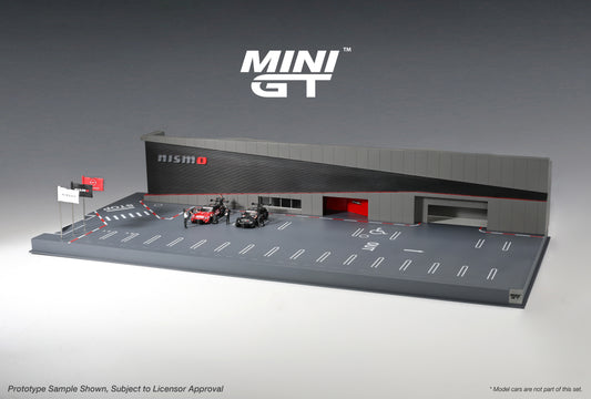 Mini GT 1:64 Diorama NISSAN MOTORSPORTS & CUSTOMIZING CO. LTD. NISMO OPERATION