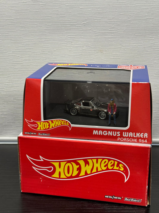 Hot Wheels RLC Magnus Walker Urban Outlaw Porsche 964 with figurine