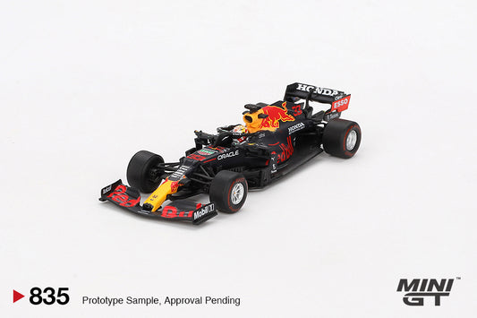 (Preorder) Mini GT 1:64 Red Bull RB16B #33 Max Verstappen 2021 Abu Dhabi Grand Prix Winner