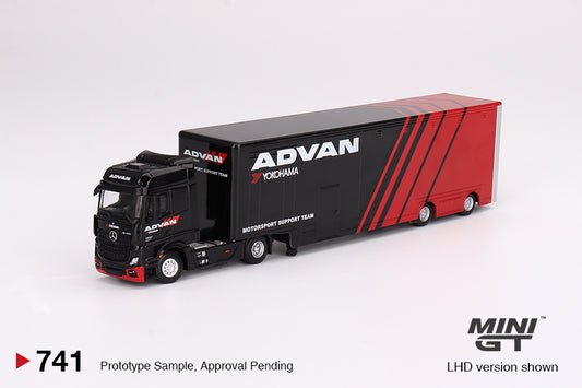 Mini GT Mercedes-Benz Actros w/ Racing Transporter "ADVAN"