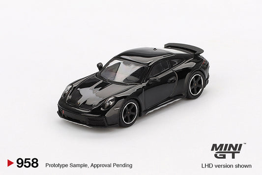 (Preorder) Mini GT 1:64 Porsche 911 Dakar Black